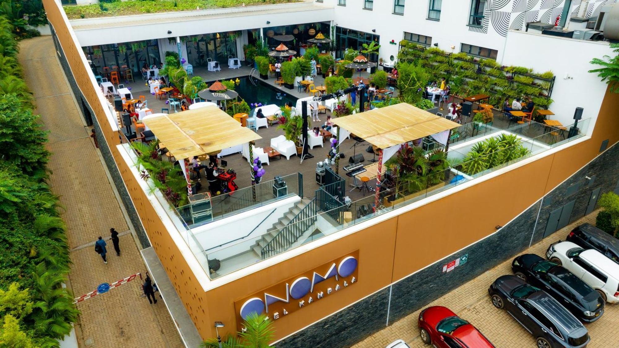 Onomo Hotel Кампала Экстерьер фото